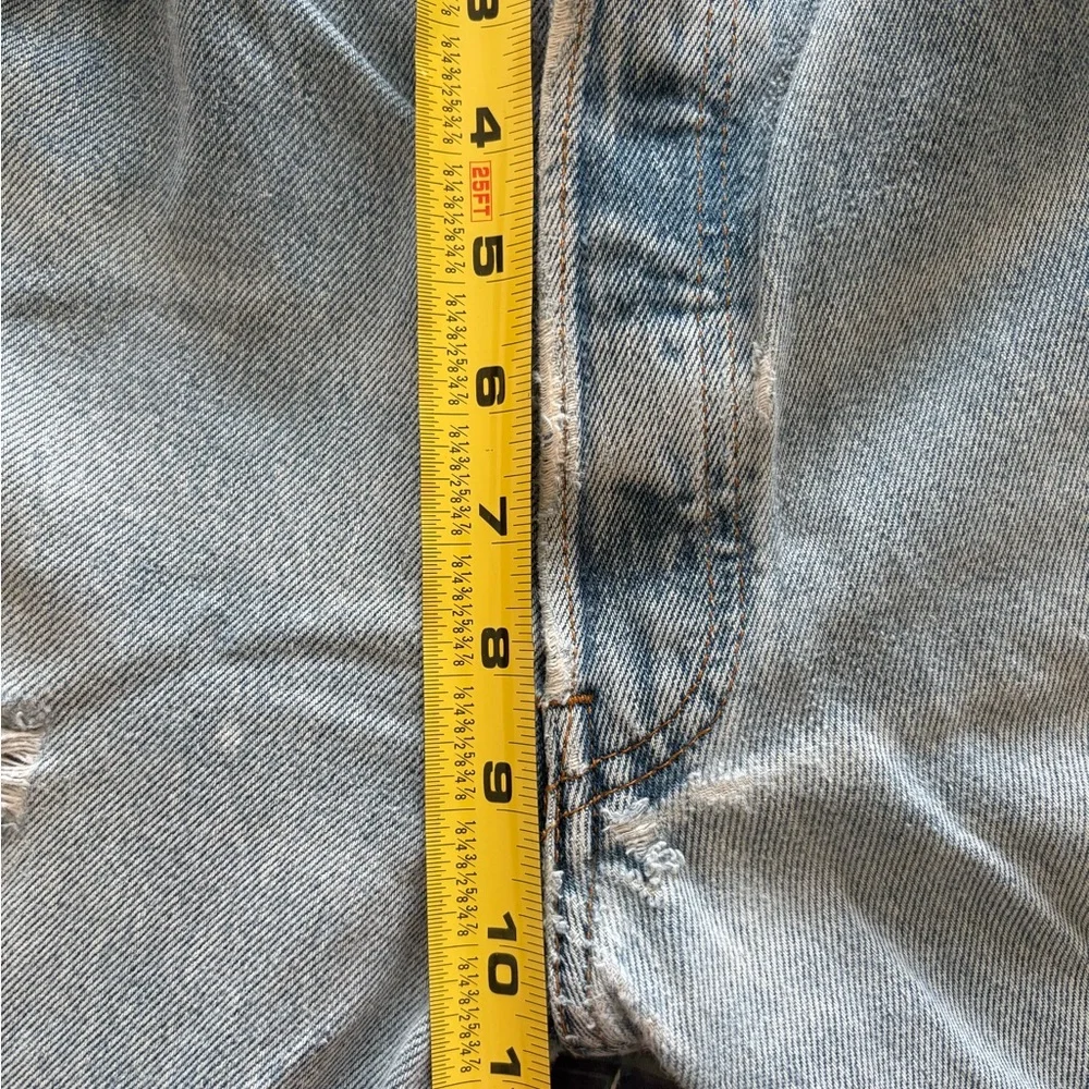 Vintage Levi's Distressed 501s - Picture 5 of 8